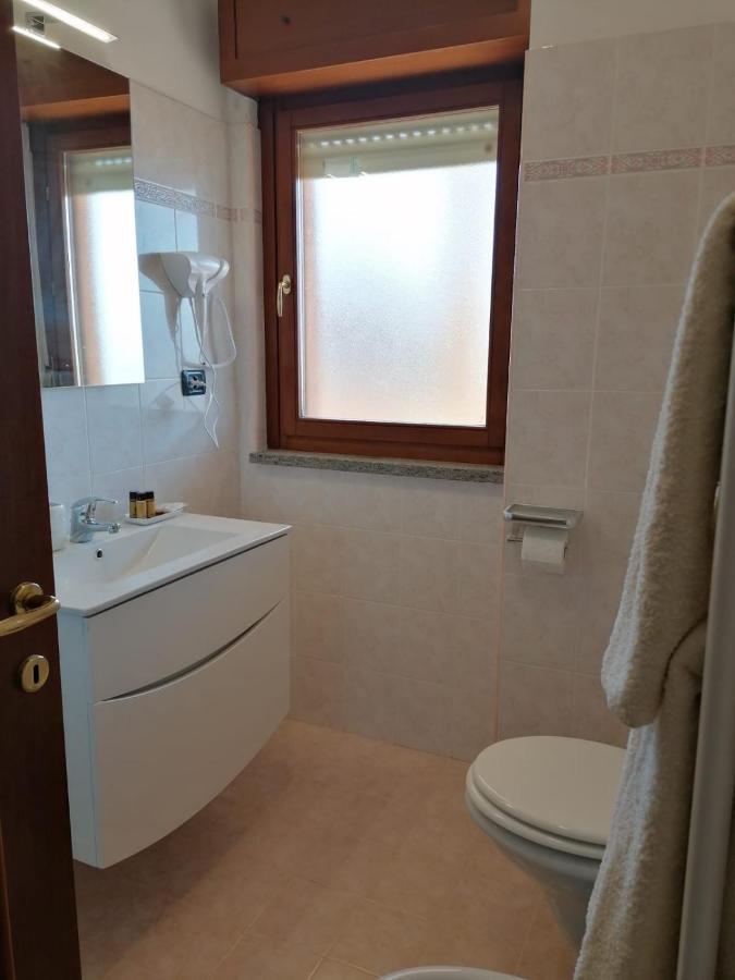 B&Byanet'S Beautiful House Civitavecchia Bagian luar foto
