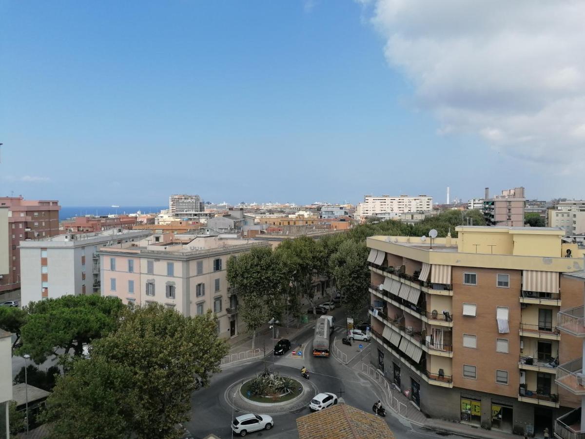 B&Byanet'S Beautiful House Civitavecchia Bagian luar foto