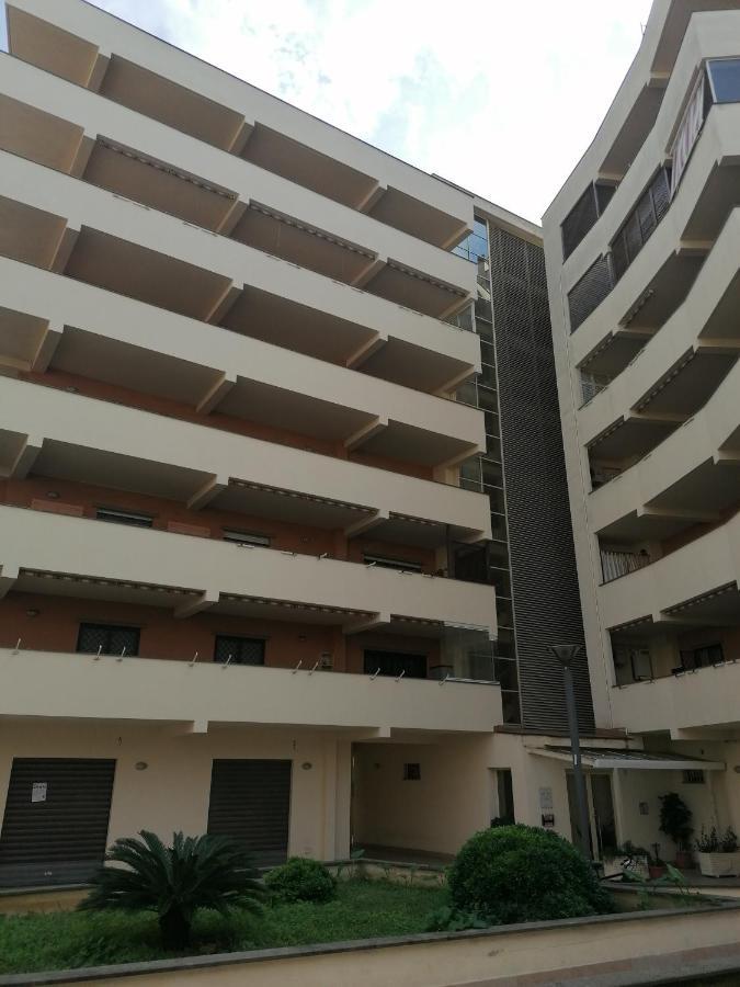 B&Byanet'S Beautiful House Civitavecchia Bagian luar foto
