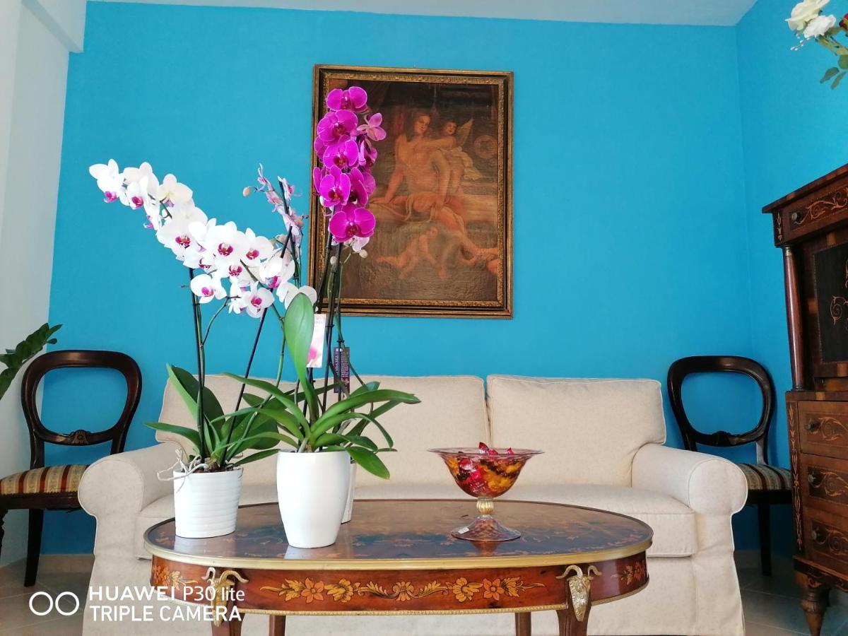 B&Byanet'S Beautiful House Civitavecchia Bagian luar foto