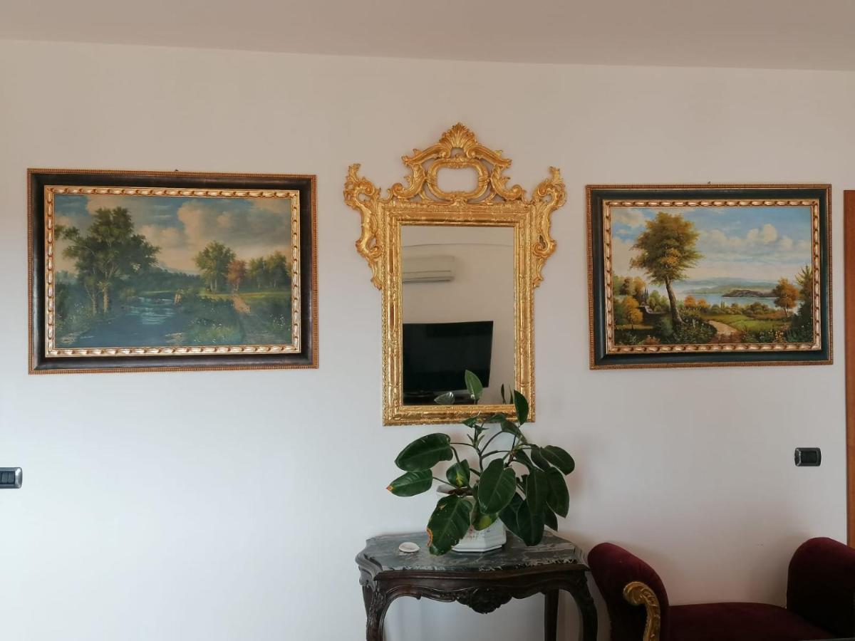 B&Byanet'S Beautiful House Civitavecchia Bagian luar foto