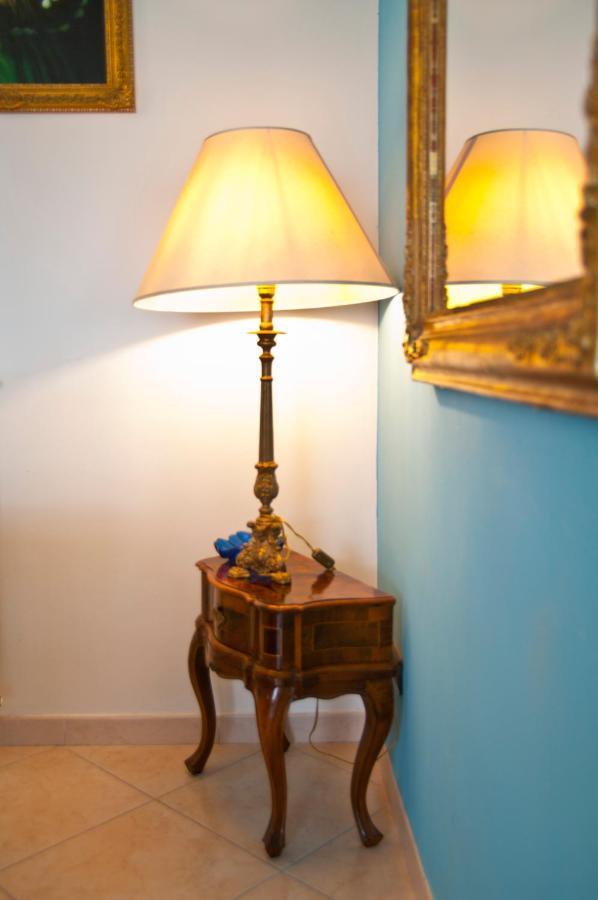 B&Byanet'S Beautiful House Civitavecchia Bagian luar foto